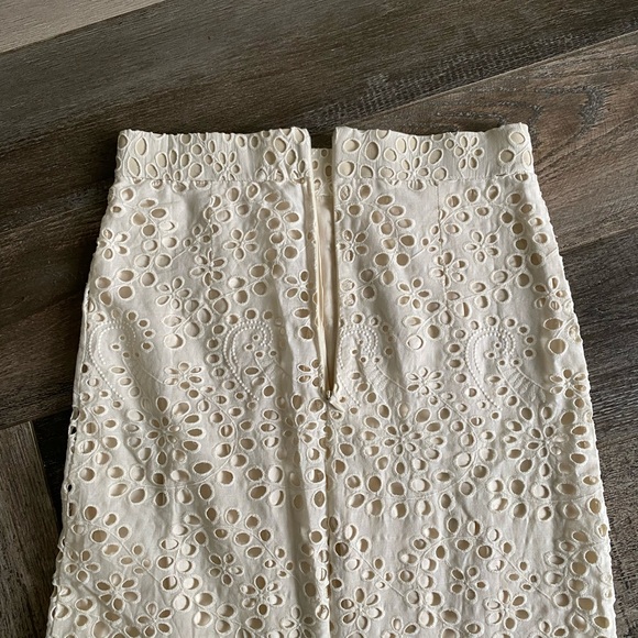 NWOT Lace midi skirt - Picture 4 of 5